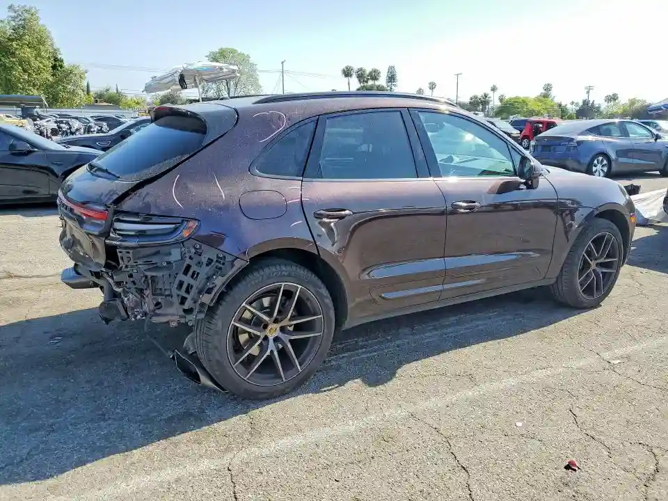 WP1AA2A54SLB05258 2025 PORSCHE MACAN-2