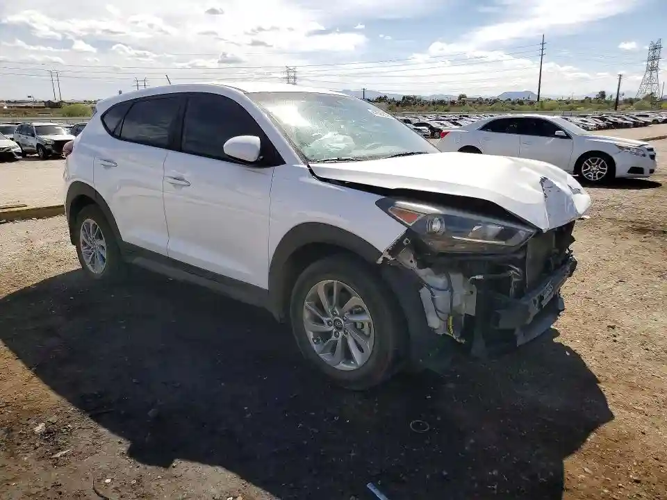 KM8J23A40JU696737 2018 HYUNDAI TUCSON-3