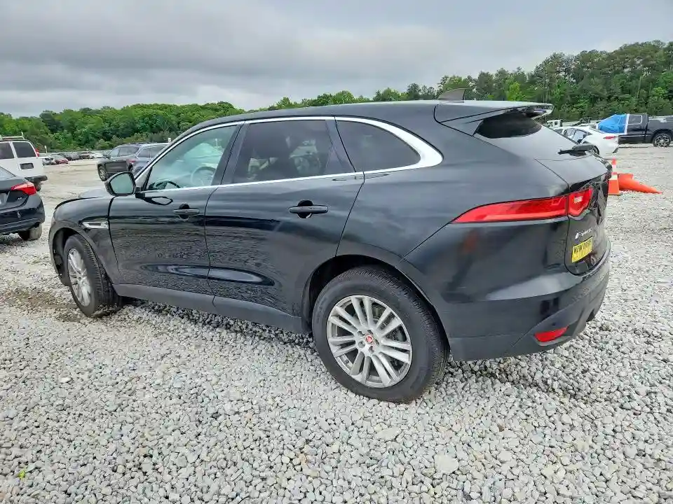 SADCK2GX3LA635531 2020 JAGUAR F-PACE-1