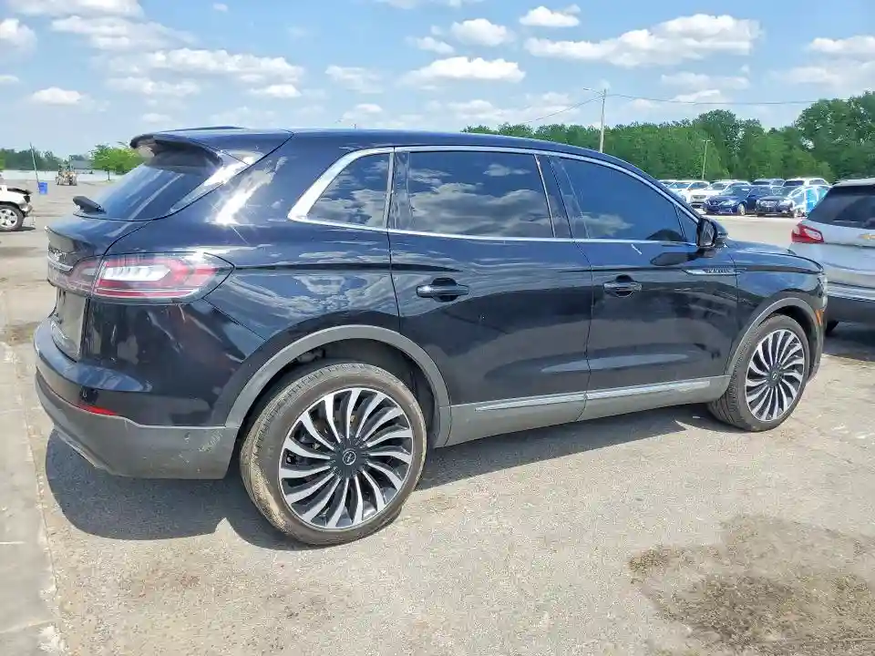 2LMPJ9JP4PBL16425 2023 LINCOLN NAUTILUS-2