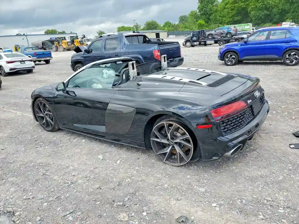 WUABACFX9M7901086 2021 AUDI R8-1