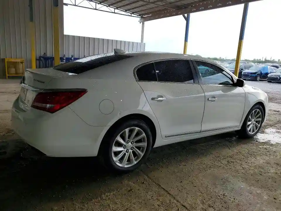 1G4GB5G35GF125147 2016 BUICK LACROSSE-2