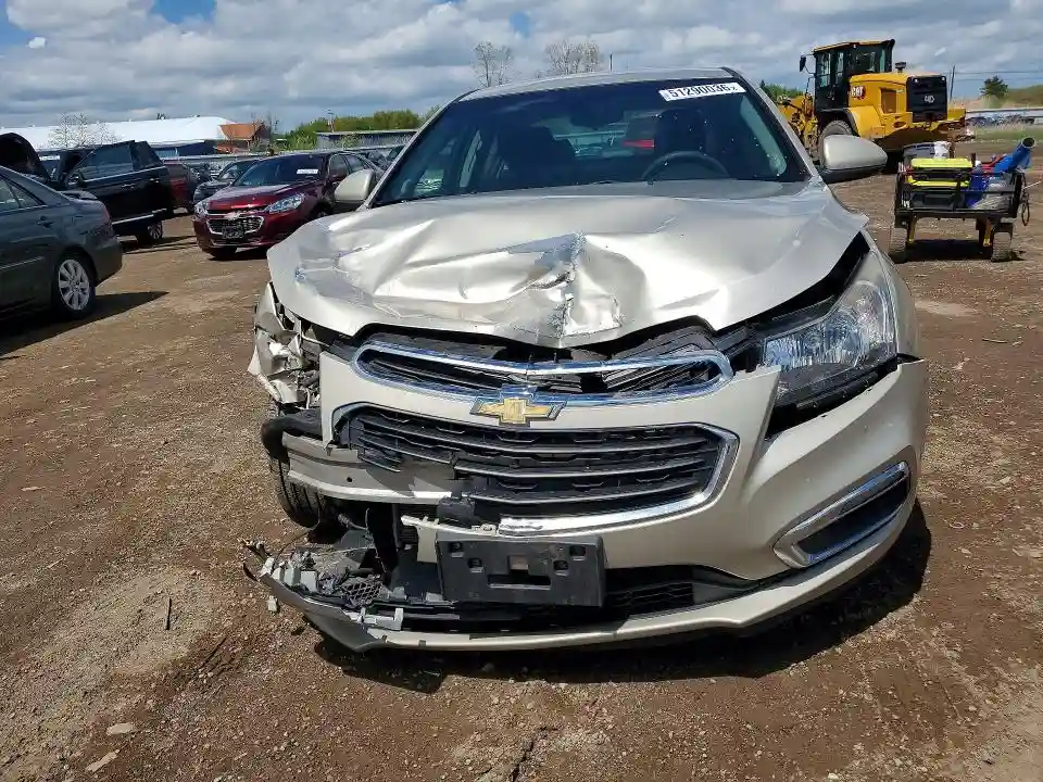 1G1PE5SB3G7135382 2016 CHEVROLET CRUZE-4