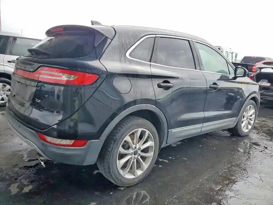 5LMCJ2C9XGUJ19007 2016 LINCOLN MKC-2