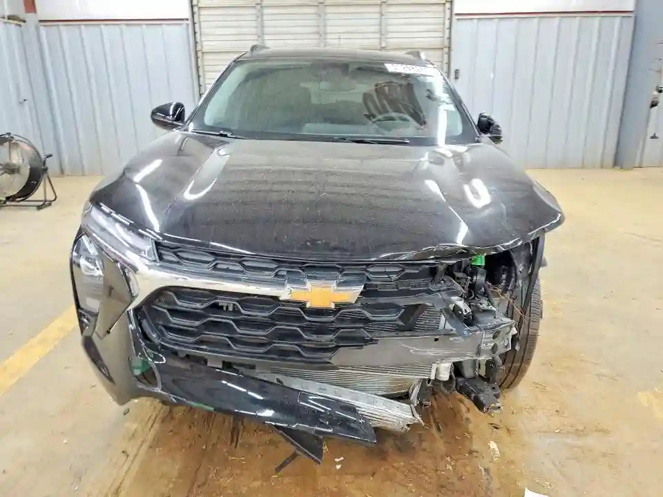 KL77LHEP0TC072181 2026 CHEVROLET TRAX-4