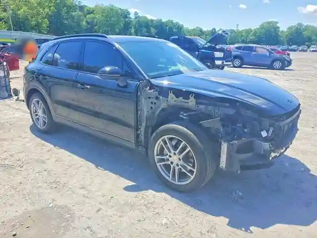 WP1AA2AY0KDA10636 2019 PORSCHE CAYENNE-3