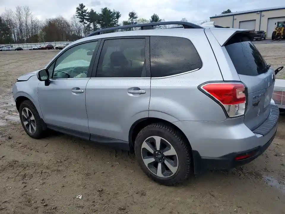 JF2SJARC1HH515807 2017 SUBARU FORESTER-1