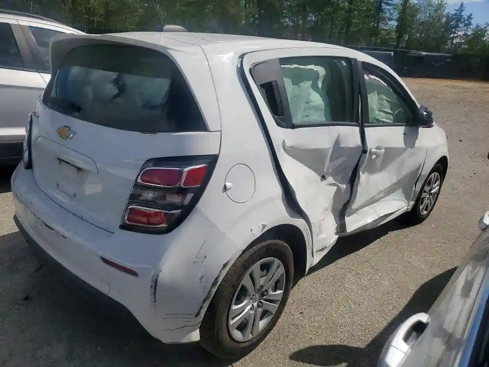 1G1JG6SH1J4105526 2018 CHEVROLET SONIC-2