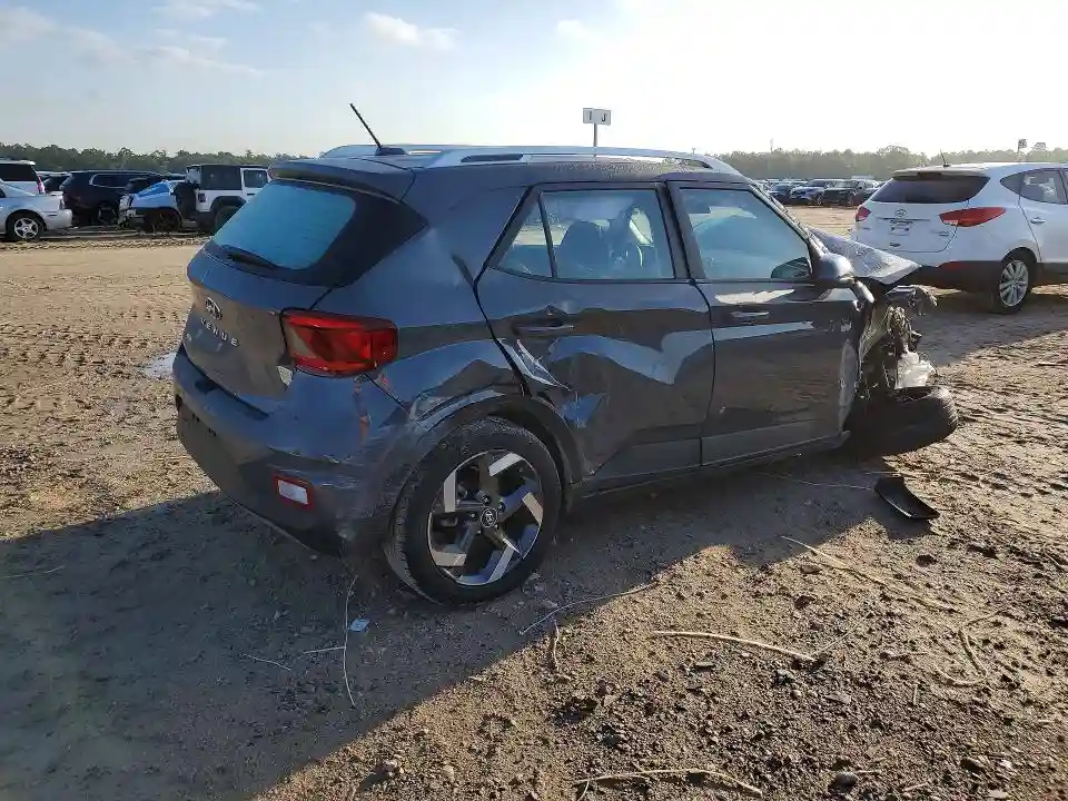 KMHRC8A30SU416837 2025 HYUNDAI VENUE-2
