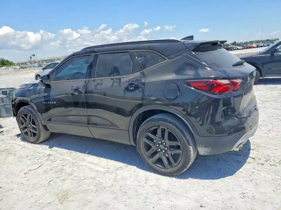 3GNKBBRA6MS541361 2021 CHEVROLET BLAZER-1
