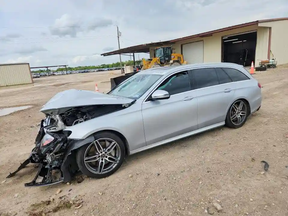 WDDZH6GB5JA375491 2018 MERCEDES-BENZ E-CLASS-0