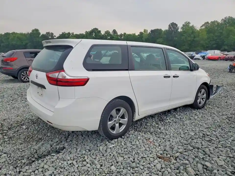 5TDZZ3DC9HS785677 2017 TOYOTA SIENNA-2