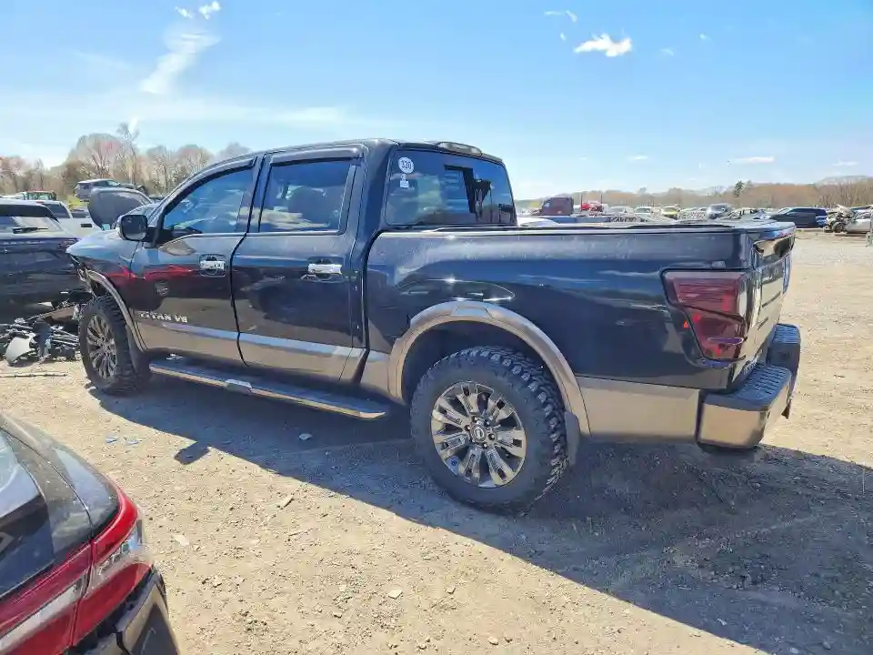 1N6AA1E56JN512228 2018 NISSAN TITAN-1