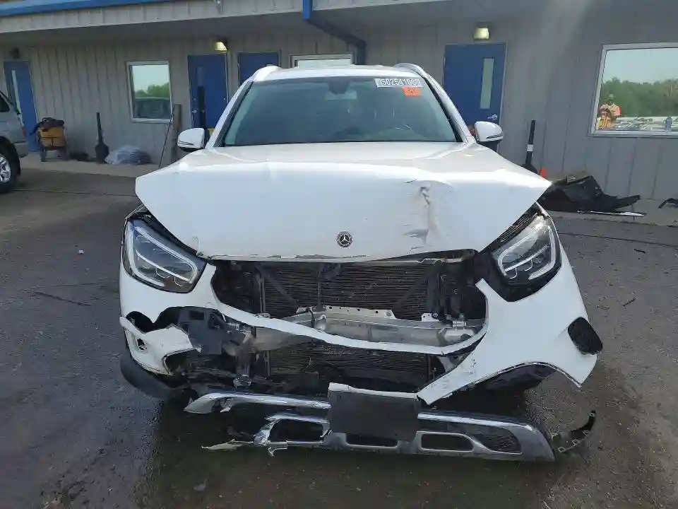 WDC0G8DB0LF693136 2020 MERCEDES-BENZ GLC-CLASS-4