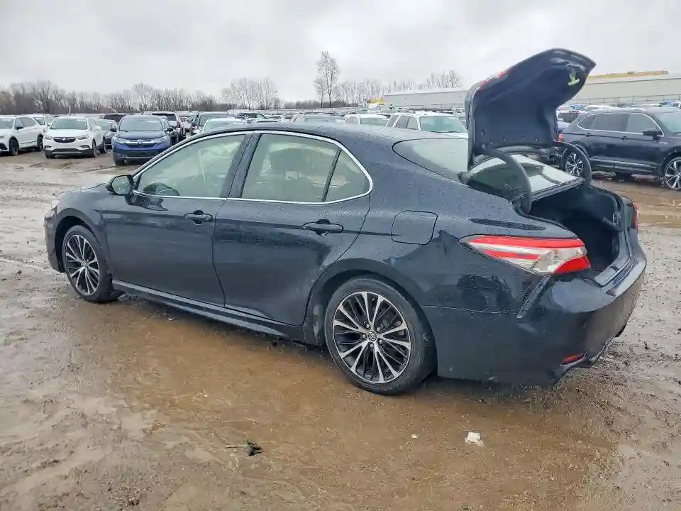 JTNB11HK6J3000694 2018 TOYOTA CAMRY-1