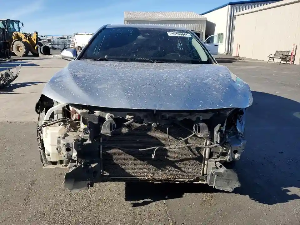 4T1C11AK4MU558556 2021 TOYOTA CAMRY-4