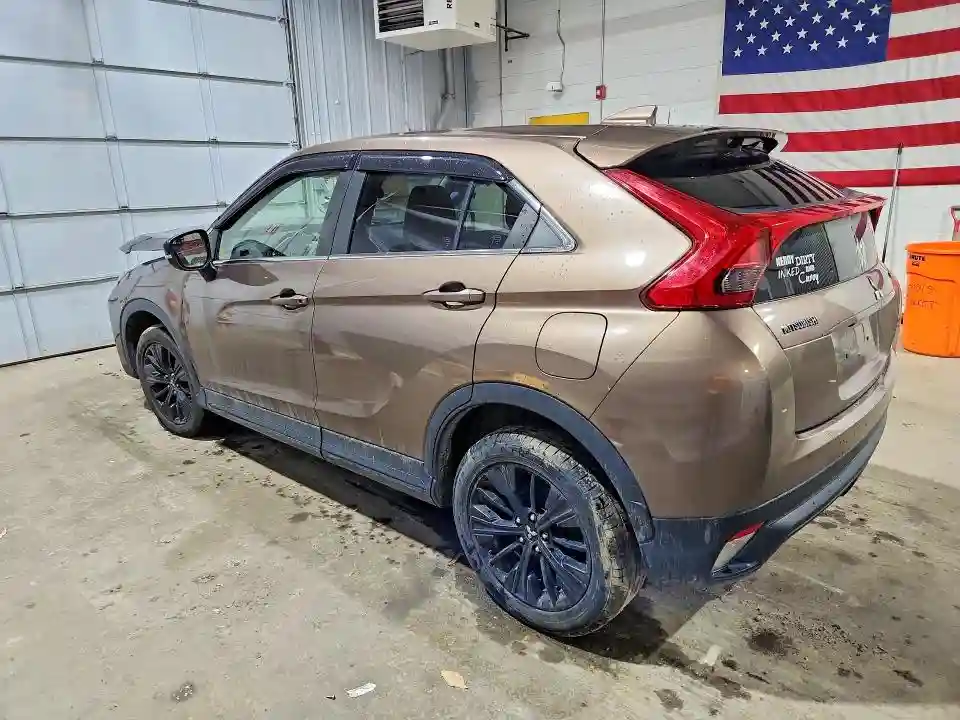 JA4AT4AA5JZ044156 2018 MITSUBISHI ECLIPSE-1