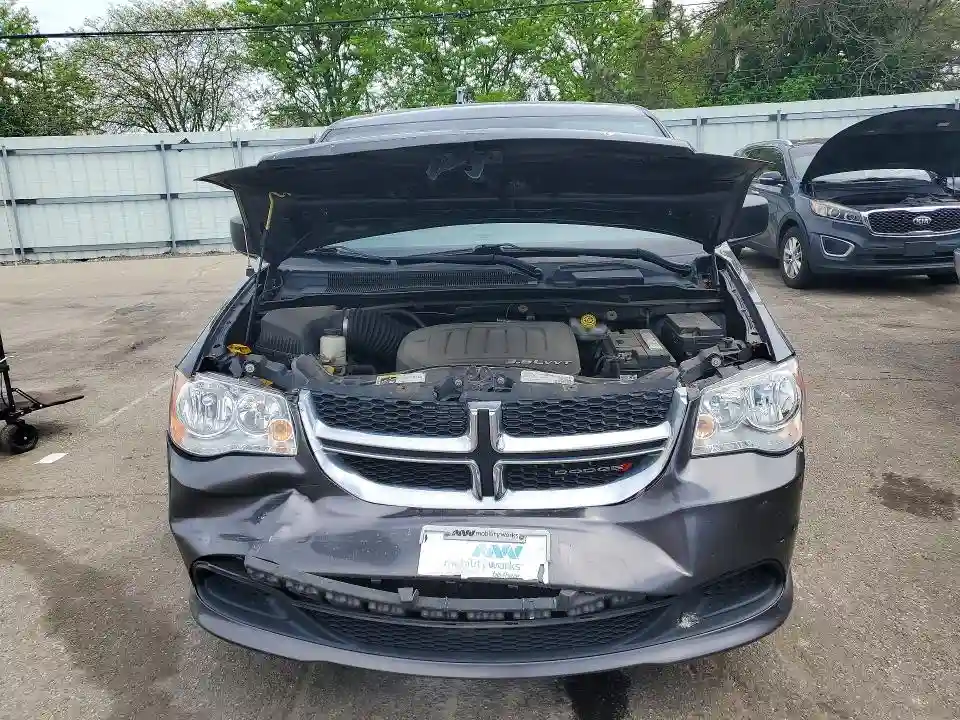 2C4RDGBG2GR364628 2016 DODGE CARAVAN-4