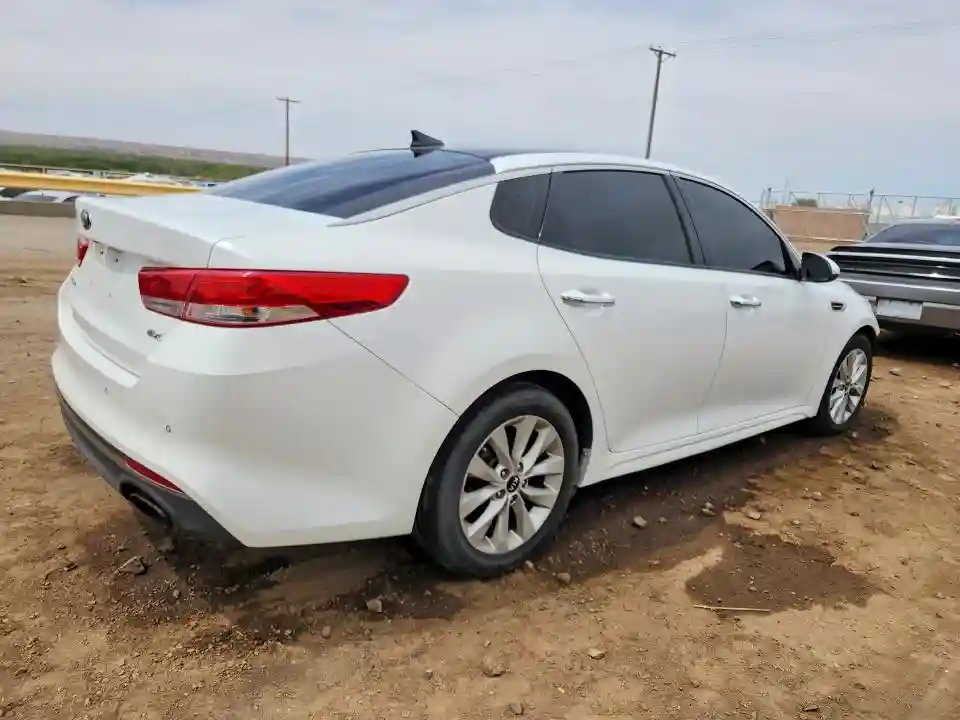 5XXGU4L32JG227948 2018 KIA OPTIMA-2