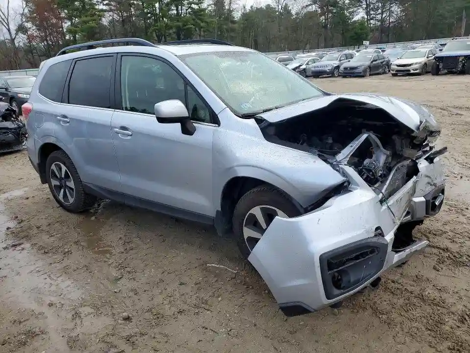 JF2SJARC1HH515807 2017 SUBARU FORESTER-3