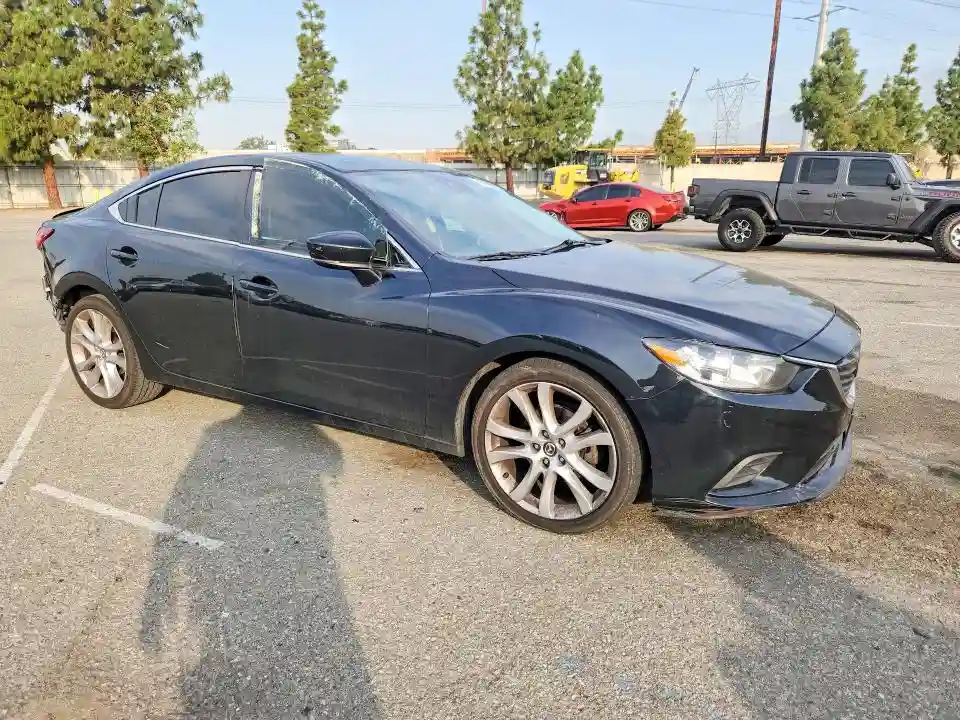 JM1GL1V51H1112991 2017 MAZDA 6-3