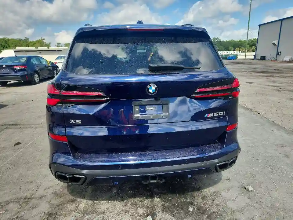 5UX33EU03R9T09335 2024 BMW X5 M60I-5