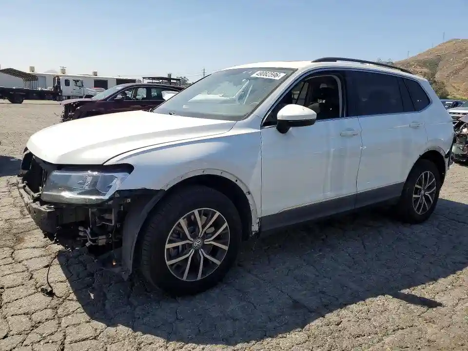 3VV3B7AX9LM092711 2020 VOLKSWAGEN TIGUAN-0
