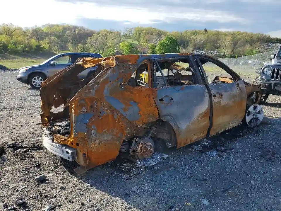 2T3W1RFV1MW165457 2021 TOYOTA RAV4-2