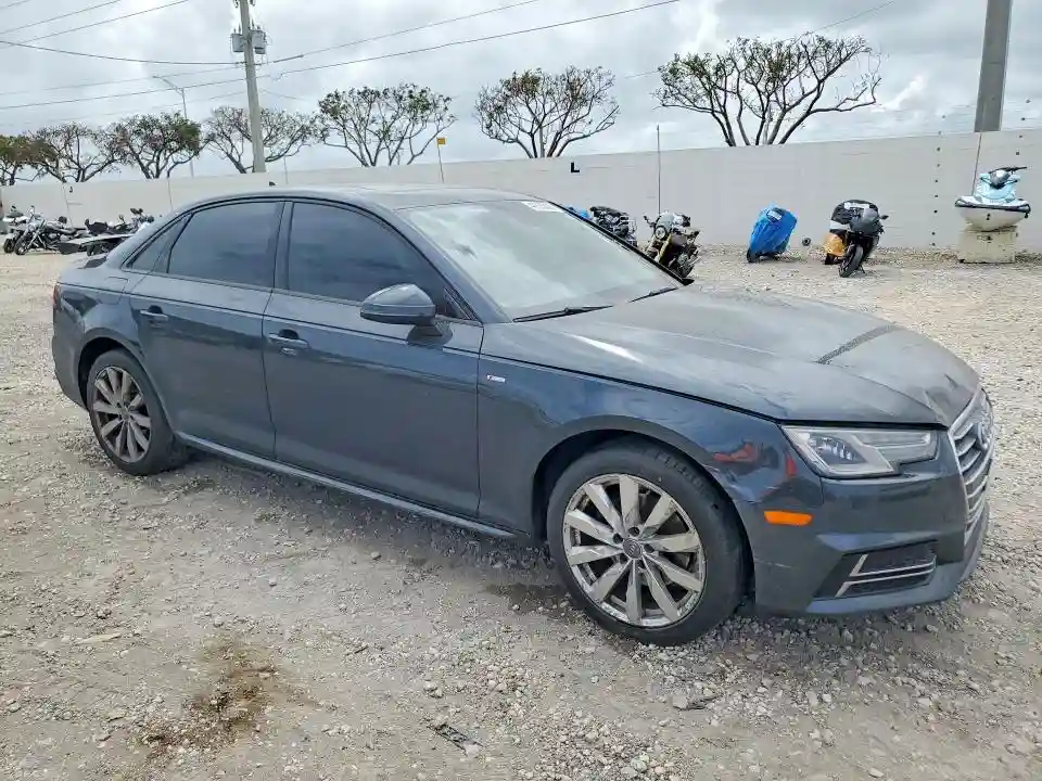 WAUKMAF41JA192647 2018 AUDI A4-3
