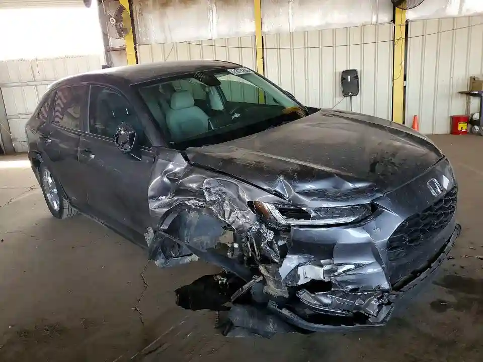 3CZRZ1H33SM719576 2025 HONDA HR-V-3