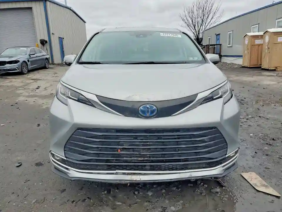 5TDYRKEC2PS143286 2023 TOYOTA SIENNA-4