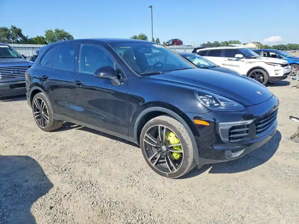 WP1AE2A23GLA16525 2016 PORSCHE CAYENNE-3