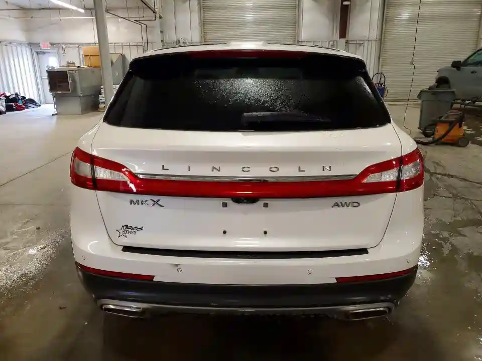 2LMTJ8LR3GBL77529 2016 LINCOLN MKX-5