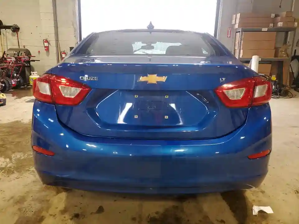 1G1BE5SM4J7116858 2018 CHEVROLET CRUZE-5