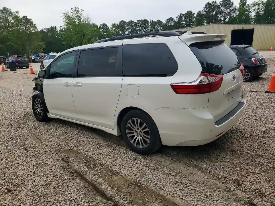 5TDYZ3DC8KS982648 2019 TOYOTA SIENNA-1