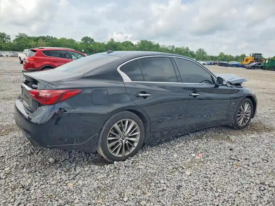 JN1EV7AP8JM361680 2018 INFINITI Q50-2
