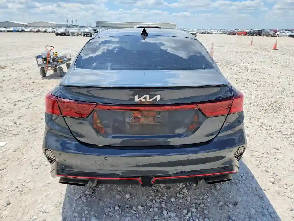 3KPF44AC4PE544601 2023 KIA FORTE-5