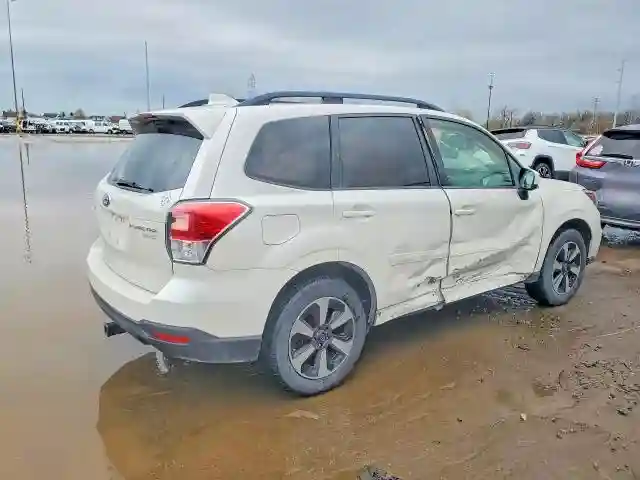 JF2SJAGCXHH486861 2017 SUBARU FORESTER-2