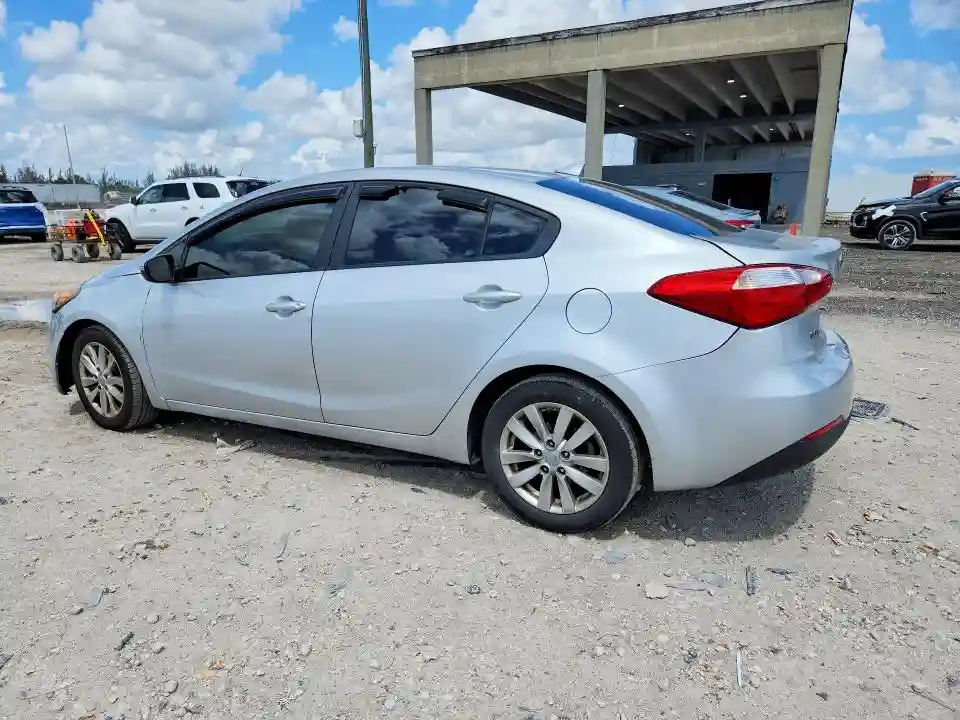 KNAFX4A64G5455735 2016 KIA FORTE-1