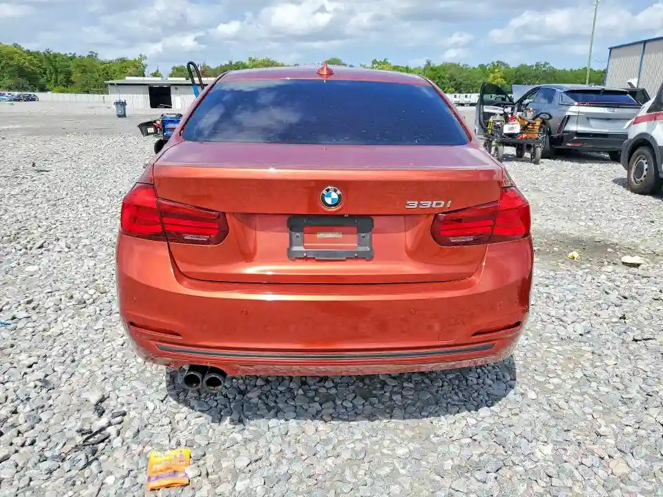 WBA8B9C55JEE81957 2018 BMW 3 SERIES-5