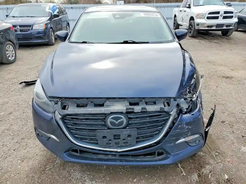 3MZBN1M38JM235813 2018 MAZDA 3-4