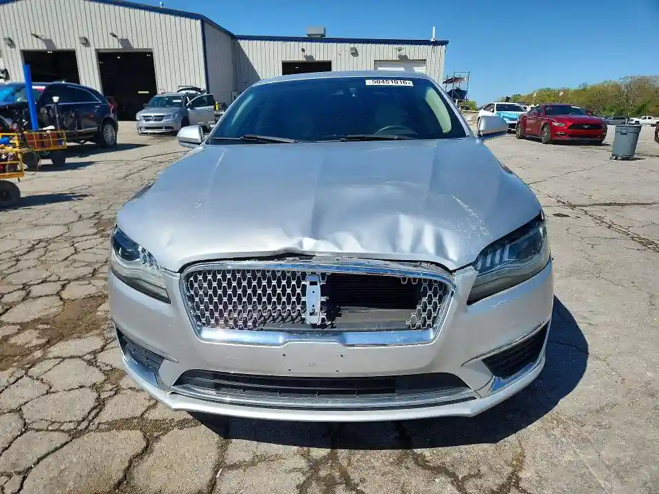 3LN6L5F93HR644880 2017 LINCOLN MKZ-4