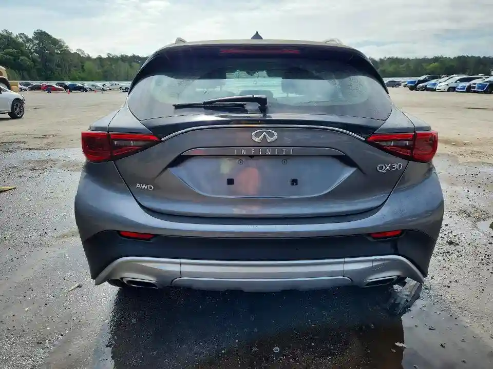 SJKCH5CR4KA006777 2019 INFINITI QX30-5
