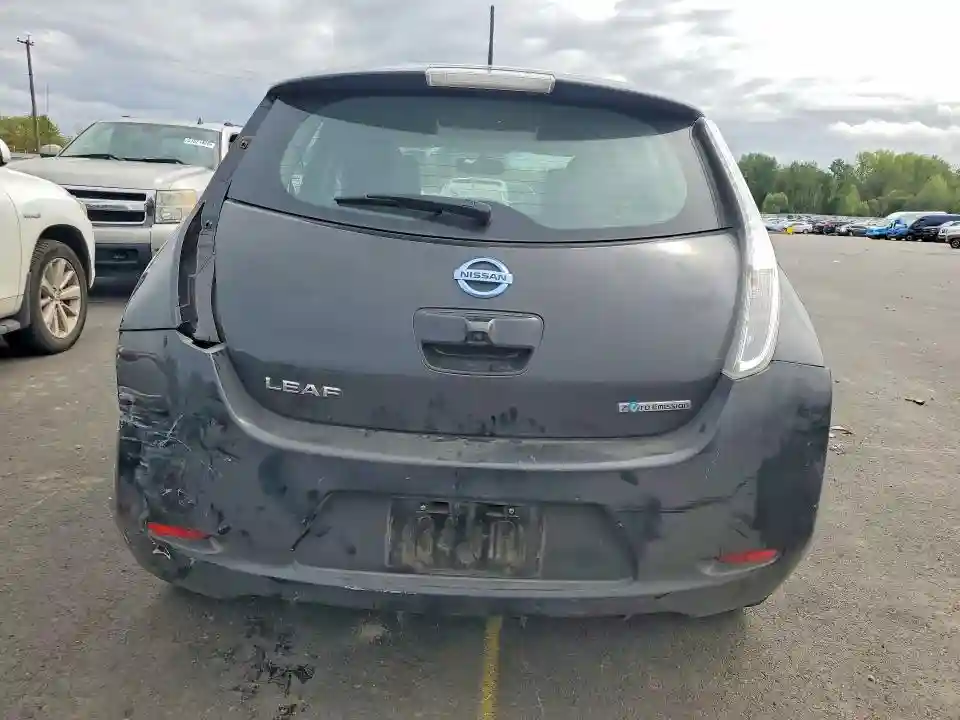 1N4AZ0CP6FC305955 2015 NISSAN LEAF-5