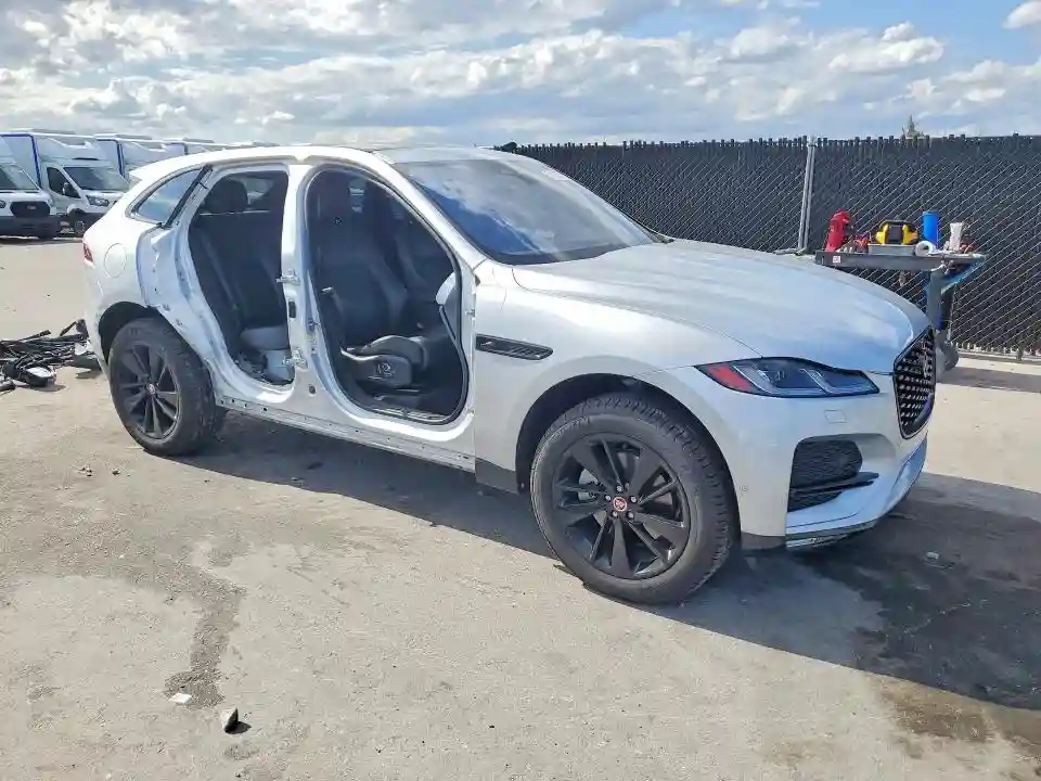 SADCJ2EX9MA684109 2021 JAGUAR F-PACE-3