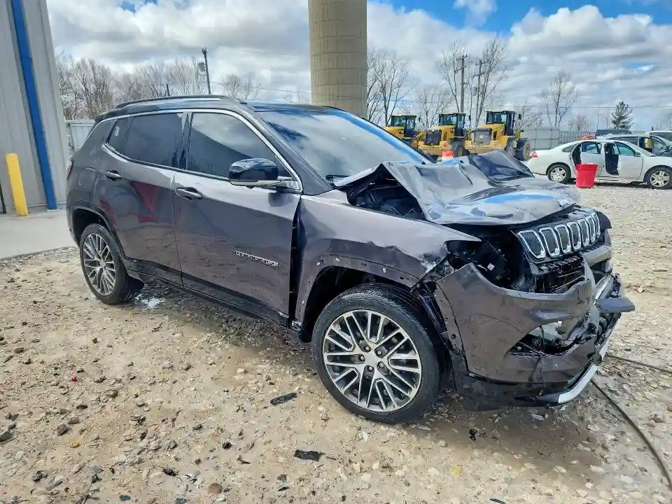 3C4NJDCB0NT149753 2022 JEEP COMPASS-3