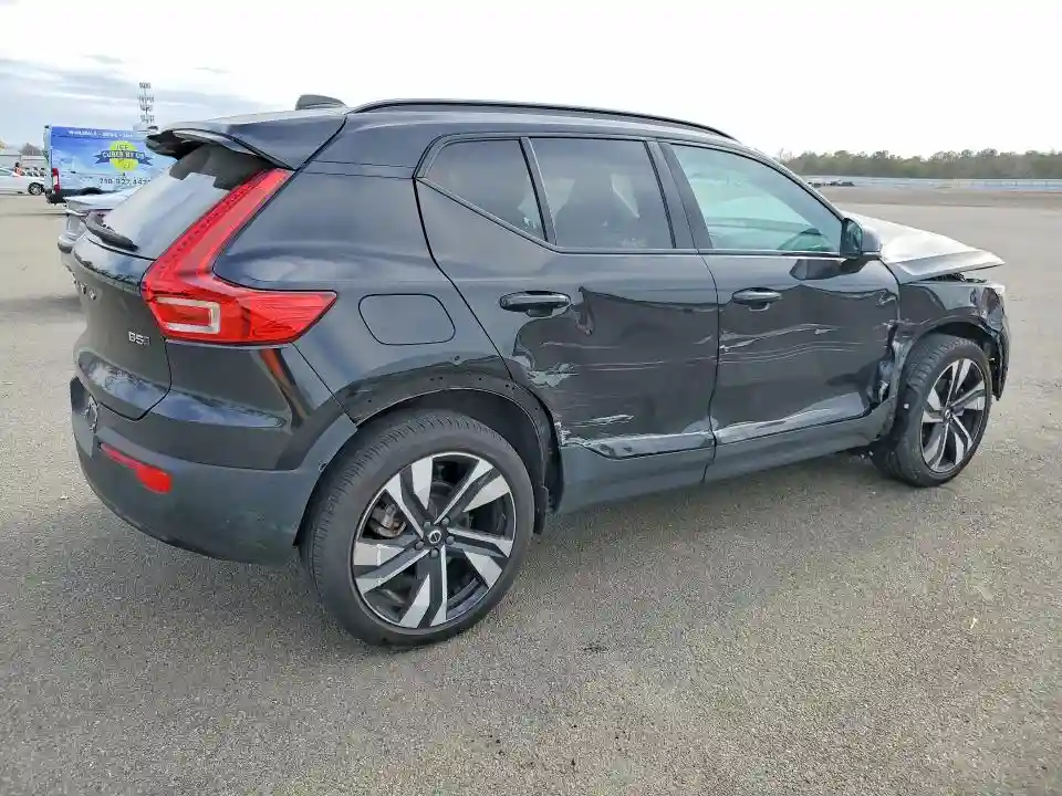YV4L12UL5R2298179 2024 VOLVO XC40 PLUS-2
