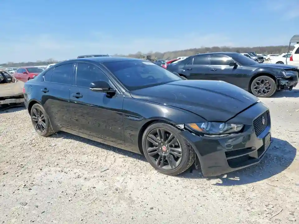 SAJAE4BG9HA946824 2017 JAGUAR XE-3