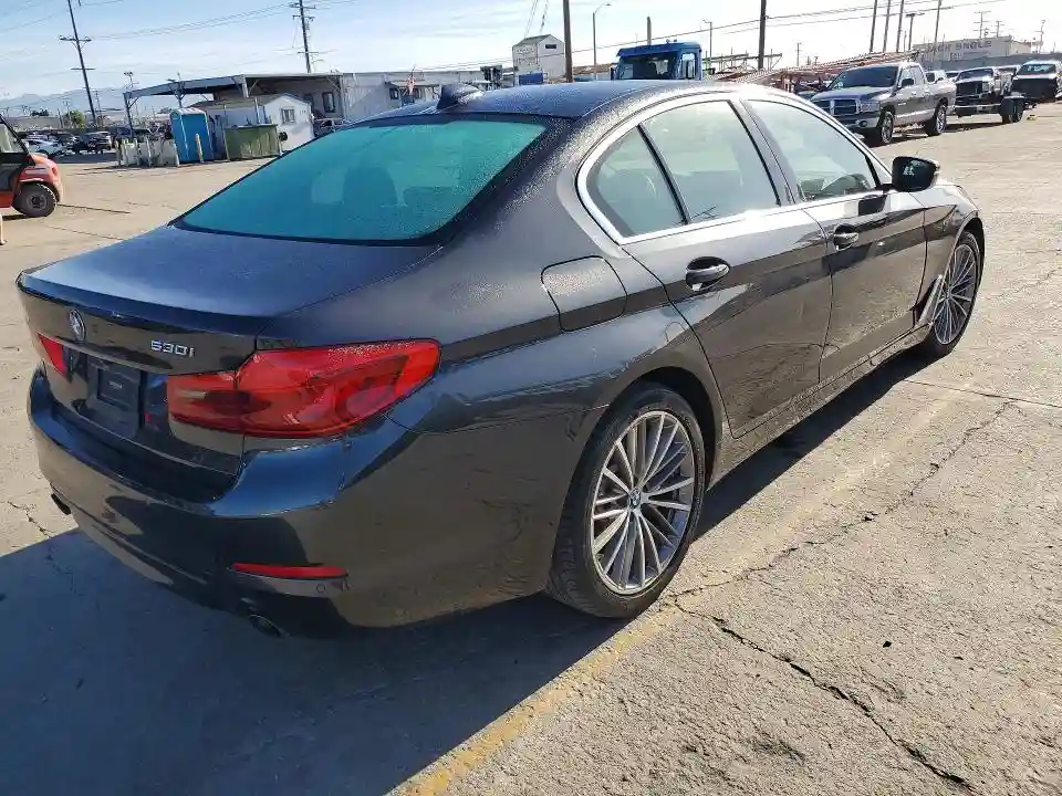 WBAJR3C00LWW69312 2020 BMW 5 SERIES-2