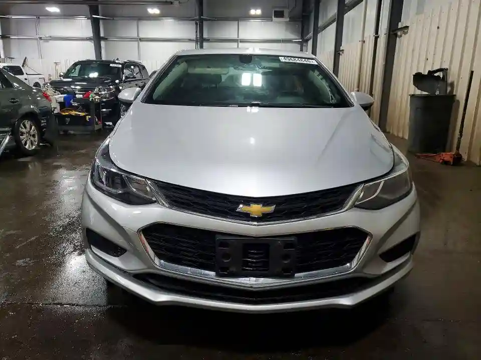 1G1BE5SM7J7196303 2018 CHEVROLET CRUZE-4